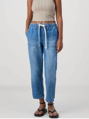 Gap Drawstring Elastic Waist Pull On Easy Jeans